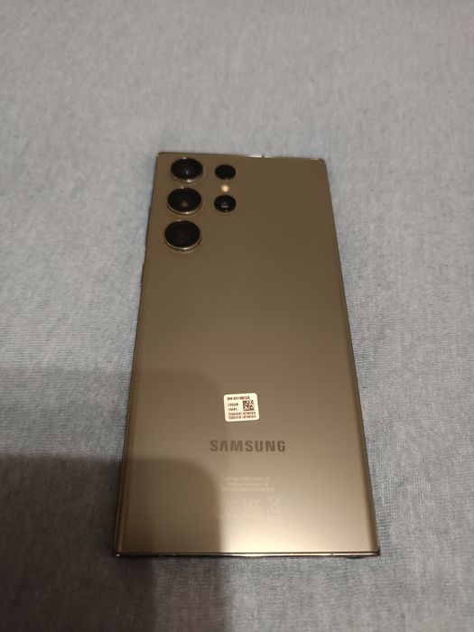 Vand Samsung s 23 ultra