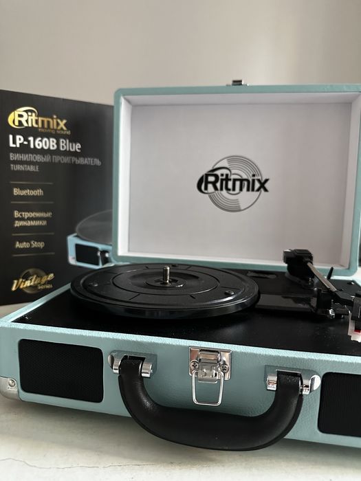 виниловый проигрыватель