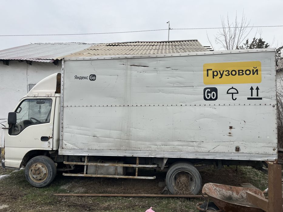 Продаю грузовик марки FAW