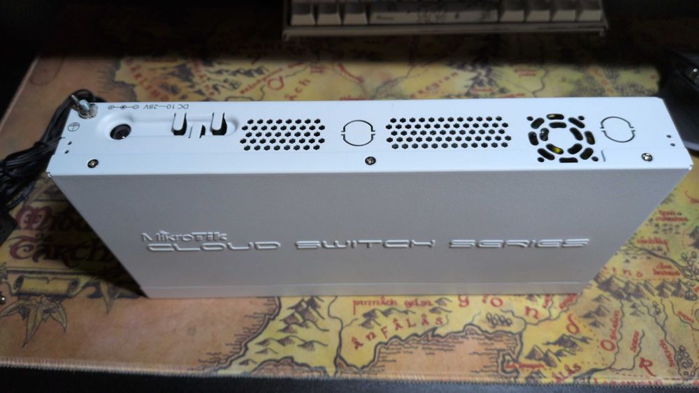 MikroTik CRS326-24G-2S+IN