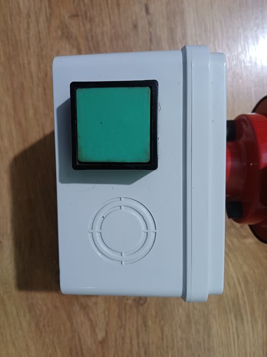 Sirena puternica pentru speriat salbaticiuni, ursi etc. Pentru drumeti