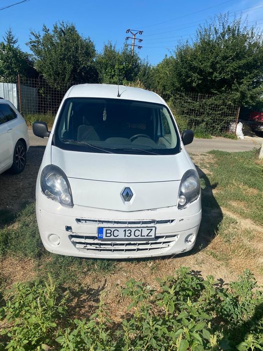 Vând Renault kangoo 1.5 diesel