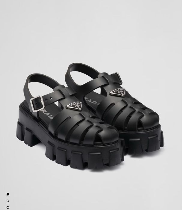 Сандали босоножки Prada