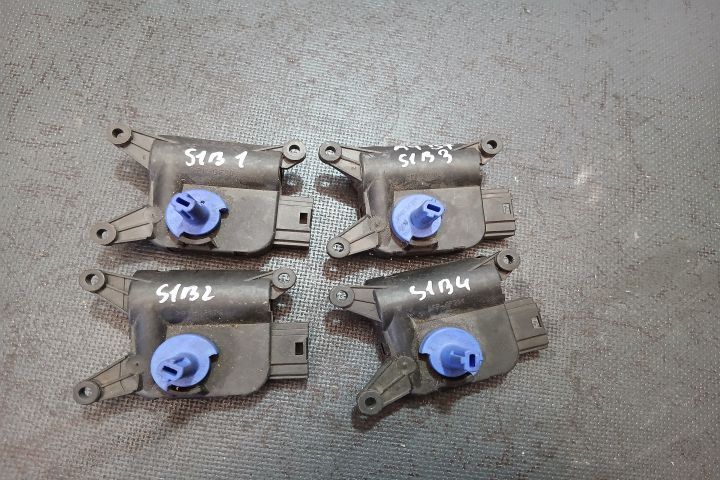 Motoras clapeta aeroterma 0132801305 8E1820511D 0132801305 8E1820511D