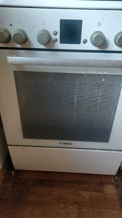 диван и спальняя