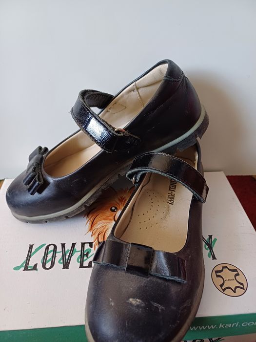 Продаётся детская обувь