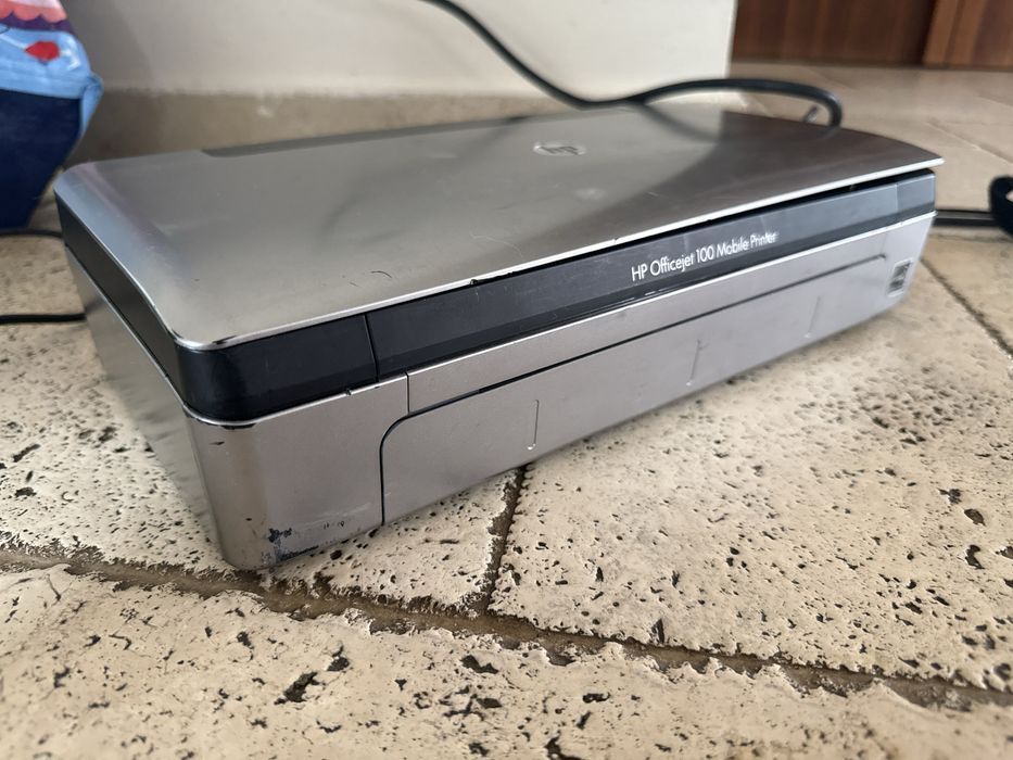 Imprimantă mobila Hp officejet 100 mobile printer