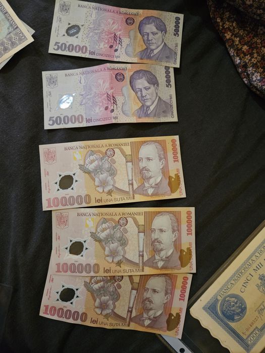 Vând bancnote vechi