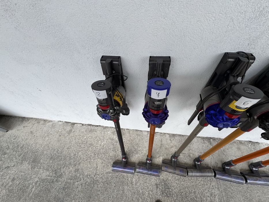 Прахосмукачка на батери - Dyson V8