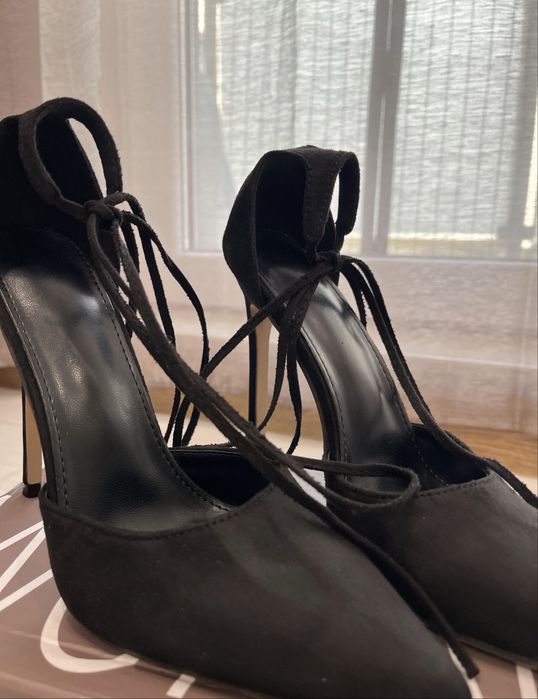 Дамски черни токчета