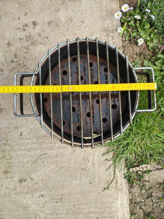 Grătar camping folosit o singură dată