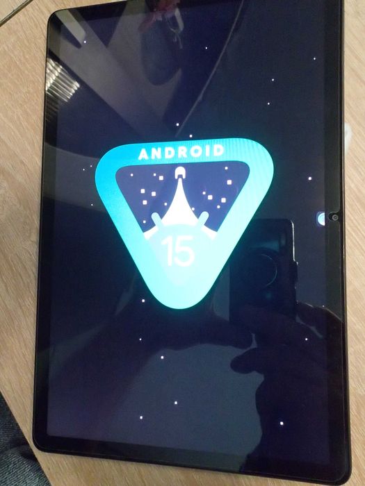 Tableta Redmi Pad SE;  11 inch; 128Gb/4+4Gb/ram, Android 15+ husa si geam protectie ; ca noua