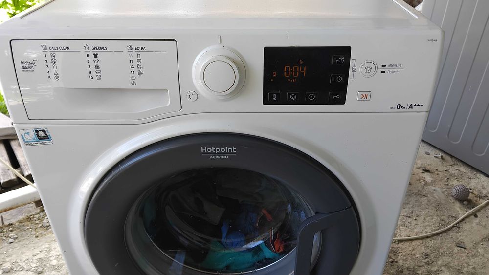 Hotpoint-Ariston 8 кг