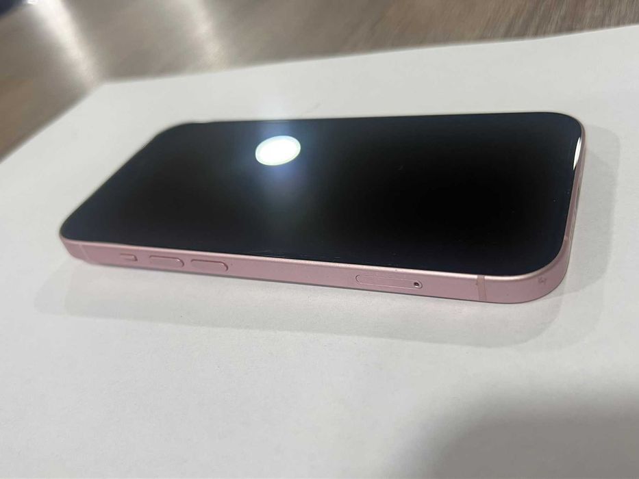 iPhone 15 Pink 128GB 100% Batery