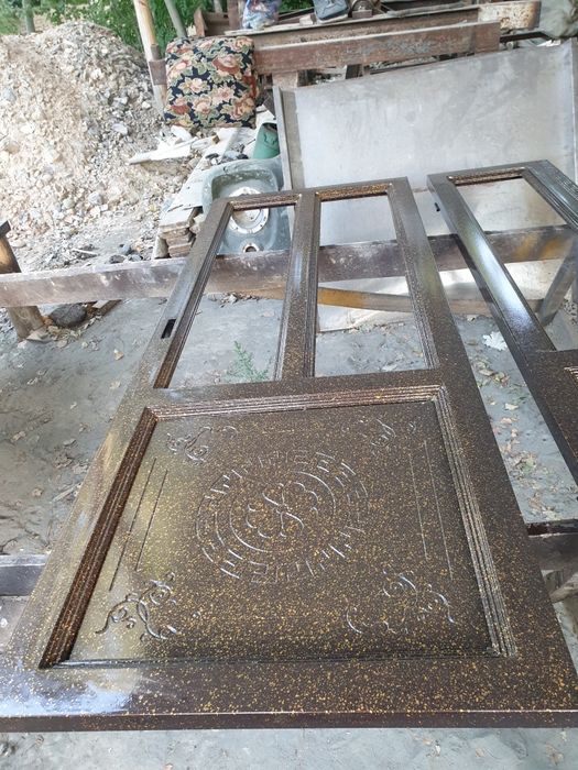 DavrStar doors. Eshiglari