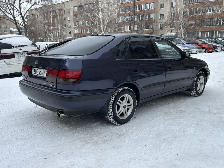 Продам тойота карина е