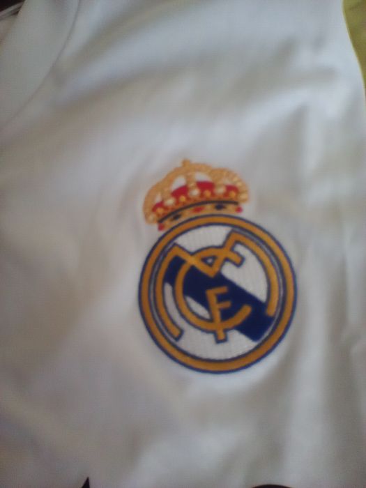 Оригинална тениска на Адидас - Реал Мадрид