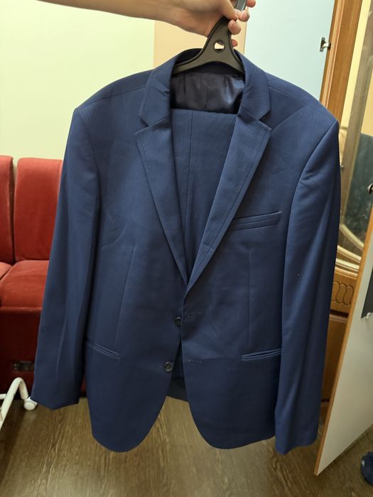 Мужские костюмы