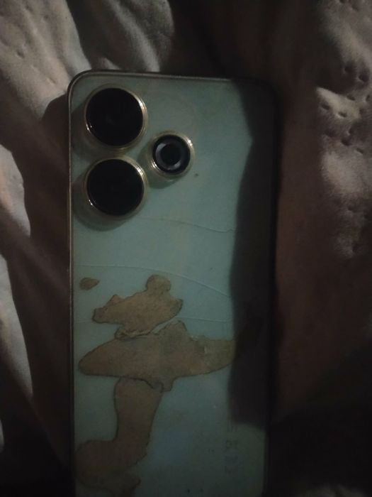 Vând sau schimb pe iPhone 12 pro max