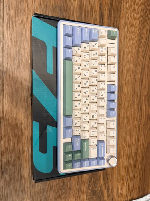 Aula f75 с коробкой