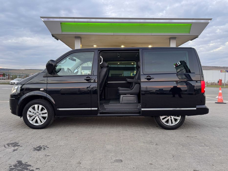 VW Multivan T5 HIGHLINE -AN 08/2013 -2.0 TDI–179 Cp DSG2 : 200.000 KM