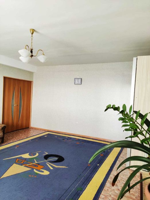 Продается 4-ёх комнатная квартира