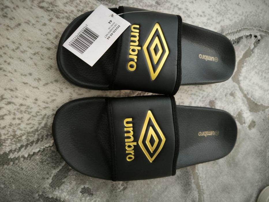 Slapi umbro nr44 noi