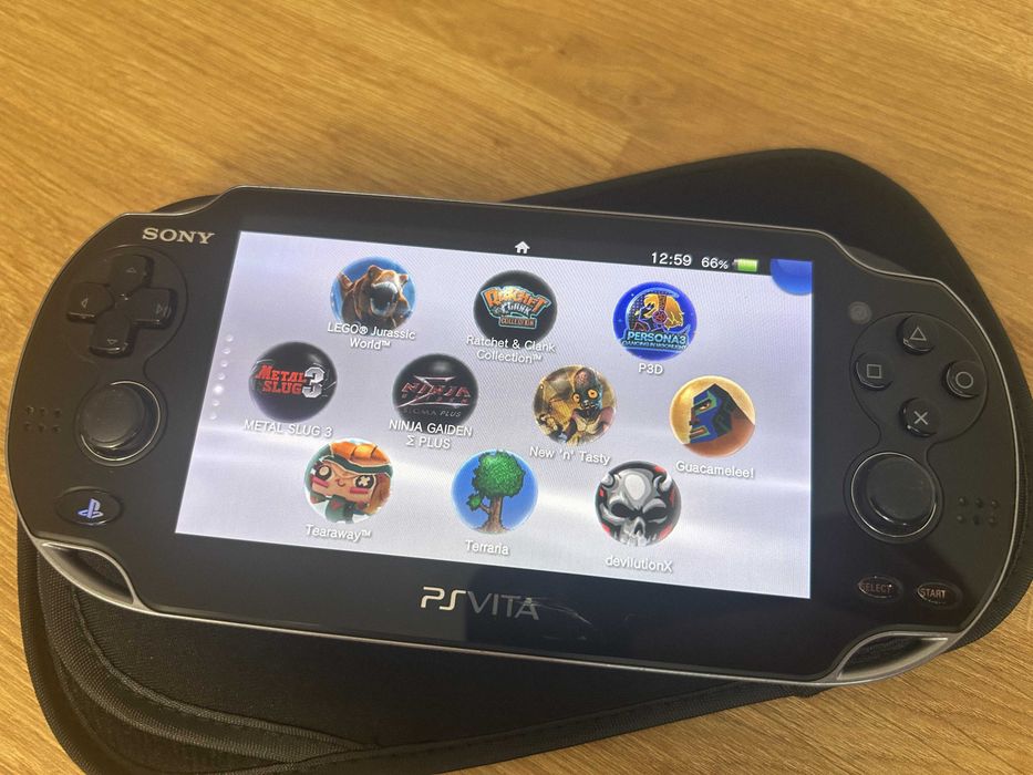 PS Vita OLED modată — Vita + PSP + emulatoare | Import Japonia