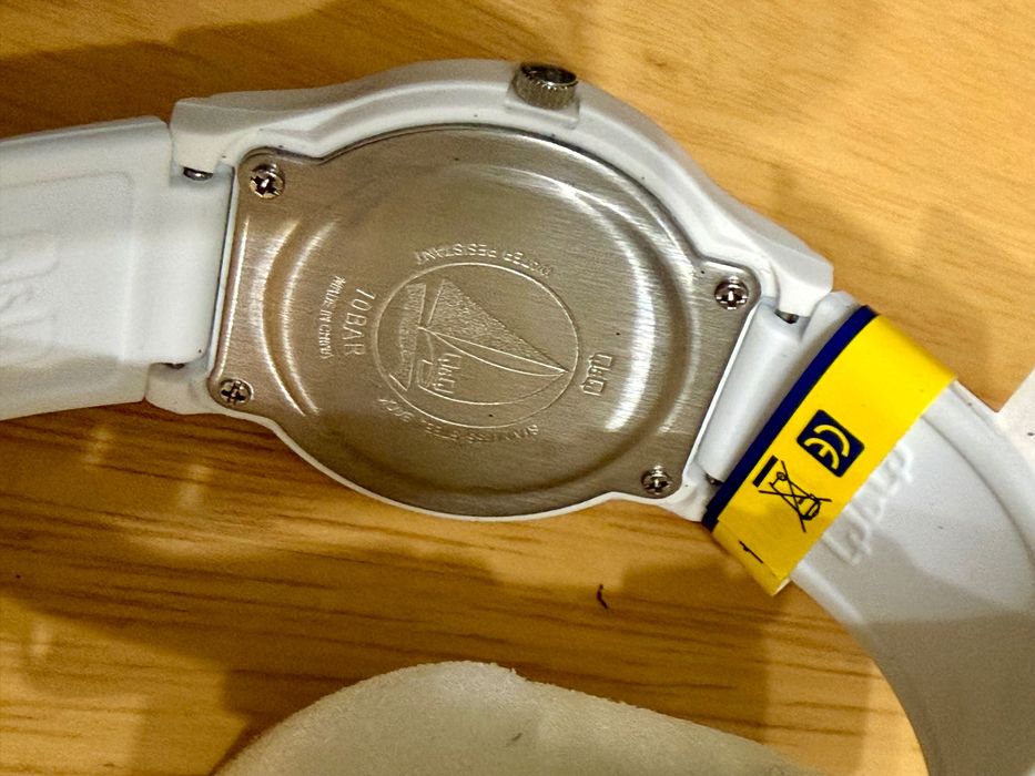 Ceas copii Q&Q Alb-Roz Quartz Miyota – ușor și rezistent la apă