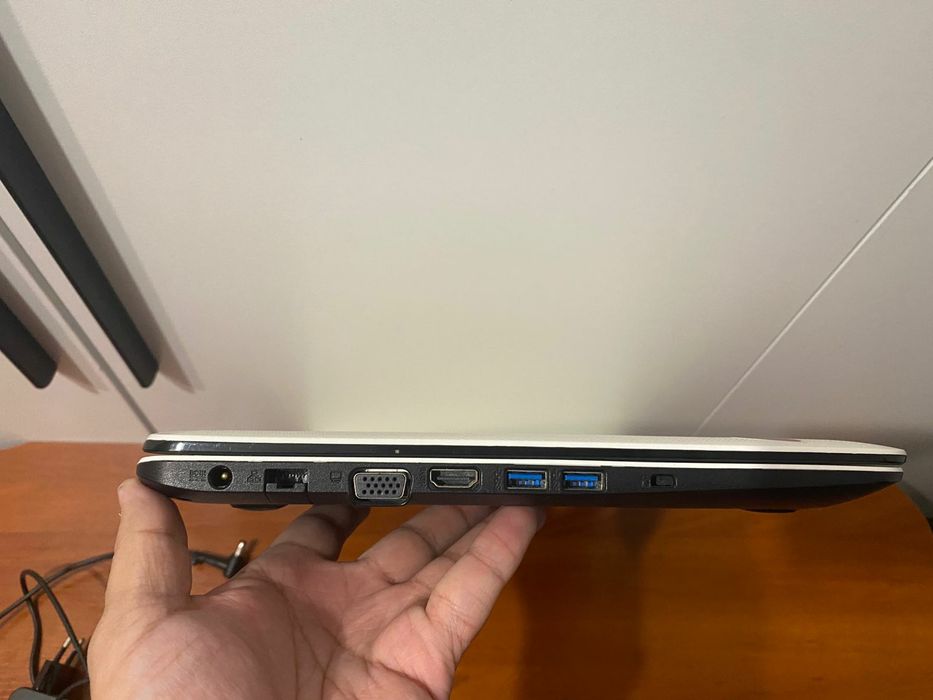 ASUS/Nvidia GeForce/SSD/ozu8/Windows 10