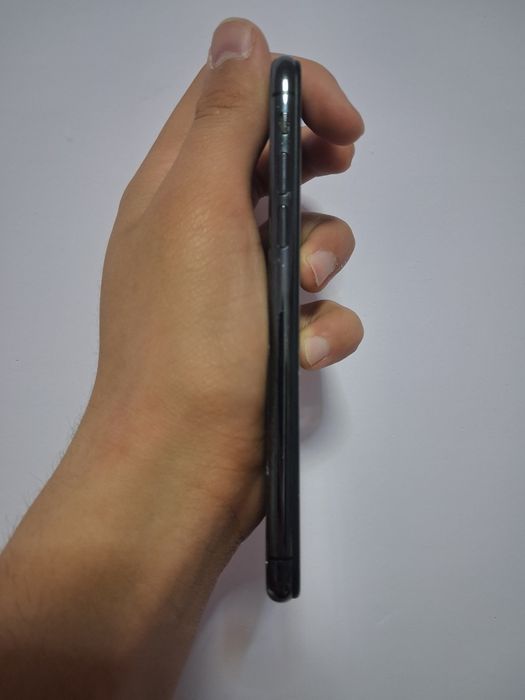 Iphone x 64gb srochno sotiladi Айфон х 64гб продаю в хорошем состаяние