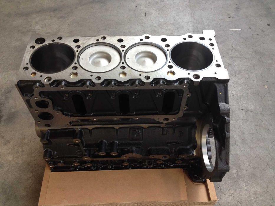 Motor scurt Isuzu 4HK1 - Piese motor Isuzu