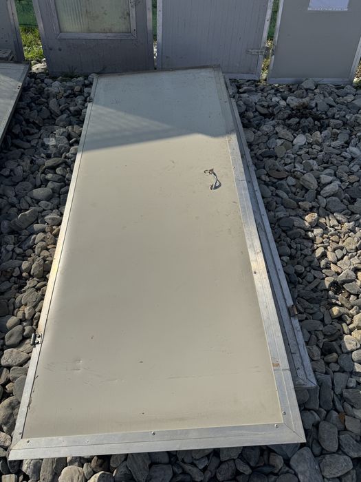 Usa panou sandwich 15 bucati