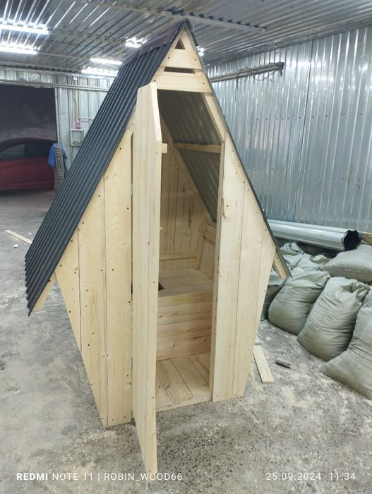 Уличный туалет продам