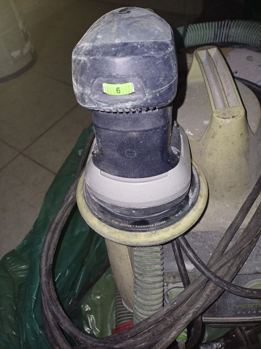 De văzare masina slefuit cu aspirator
