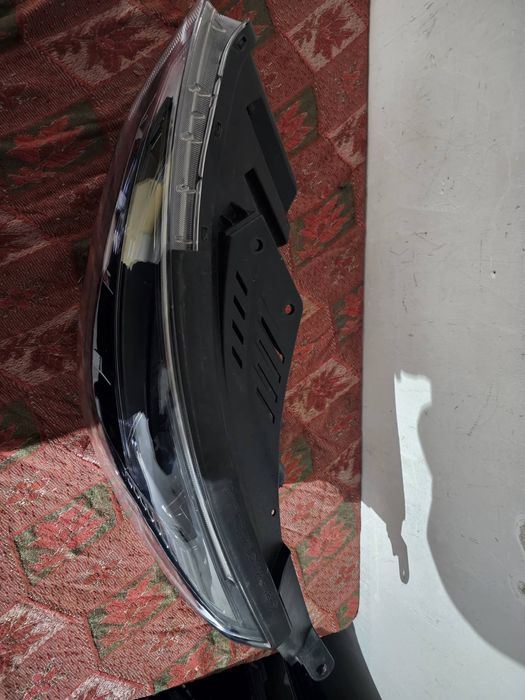 Оригинален ляв фар Full LED за Hyundai i30 Хюндай и30 *без забележки*