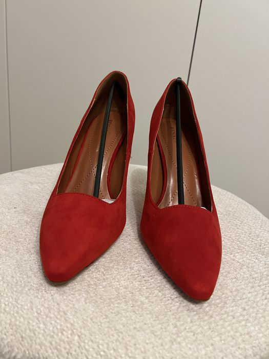Pantofi piele intoarsa rosii, vârf ascuțit, toc subtire 10 cm