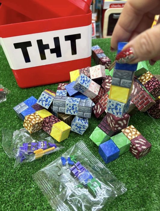 Магнитни блокчета Minecraft с кутия за съхранение/Magnetic blocks