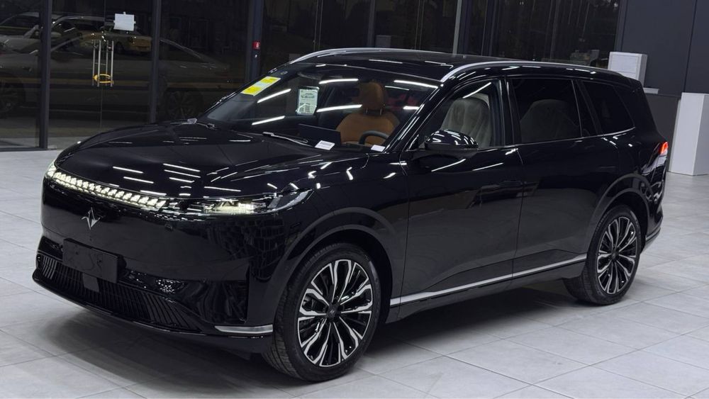 DongFeng 008 resayling ULTRA oq / qora ranglari bor