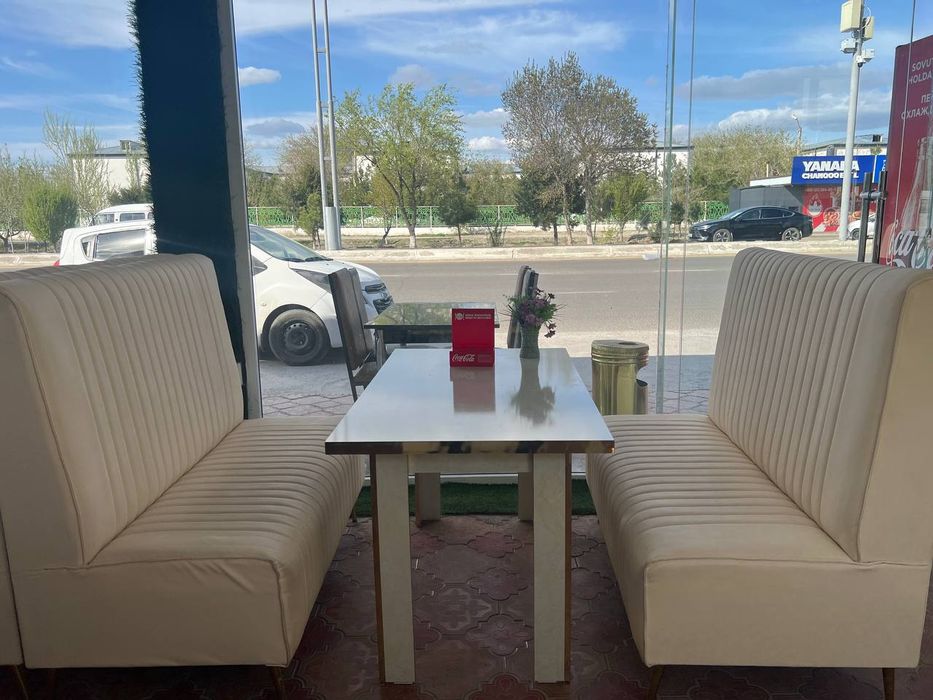 Yumshoq mebellar sotiladi