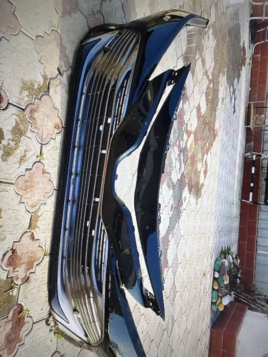 Бампер с решеткой на камри 70