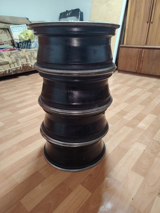 Продам титанки разболтовка 4× 100