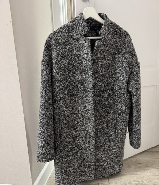 На 42 и 44 размеры новый