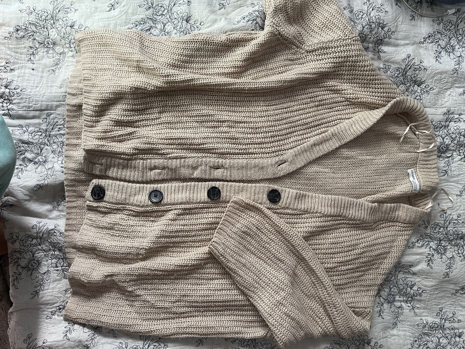 одежды по 1000 тг