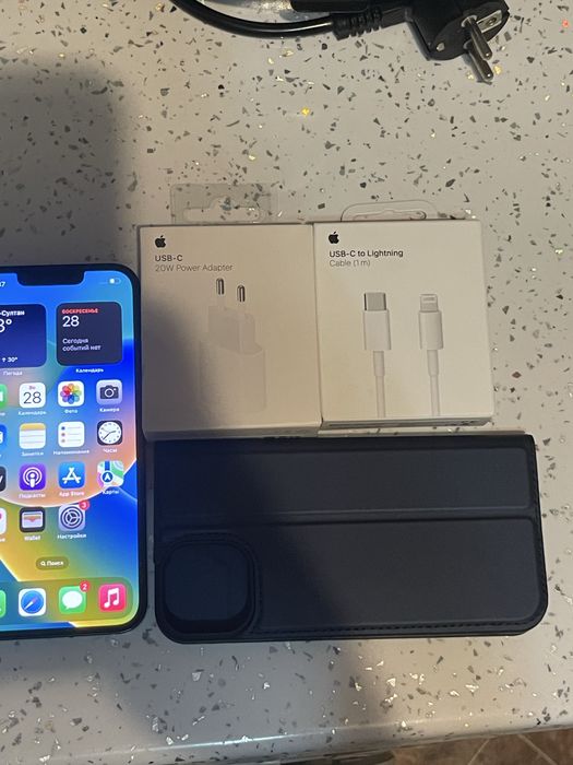 Iphone 13 продается