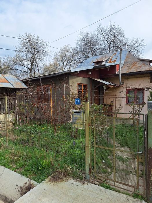 Vând casă + teren Breaza