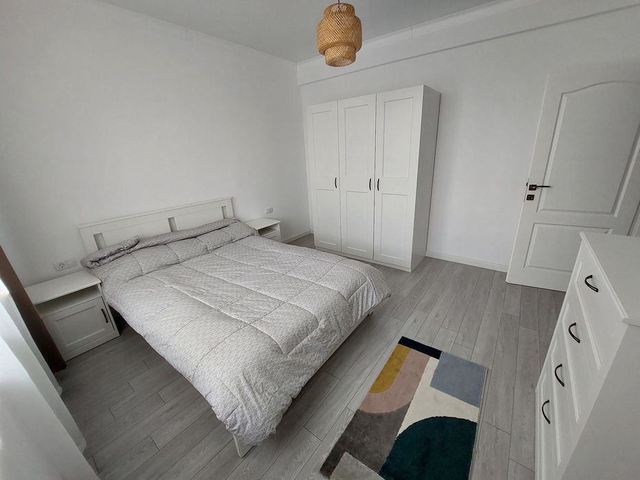 Caut coleg de apartament