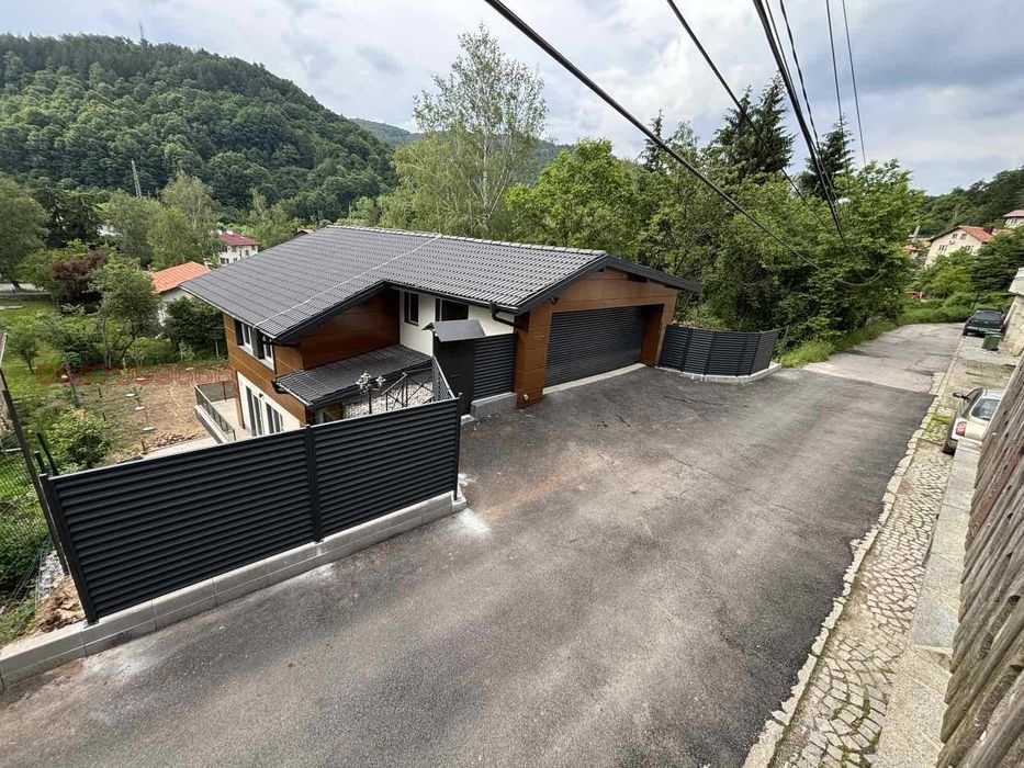 Продава се Къща в с. Владая, Област София-град - 285 кв.м за 2278 €/кв.м - Снимка #9