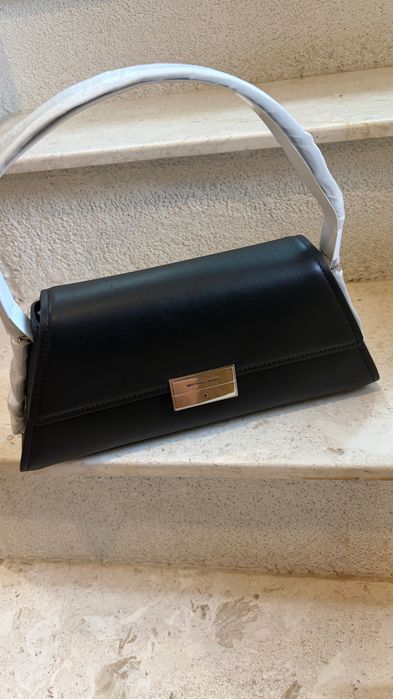 Michel Kors Ludlow Medium Leather Shoulder Bag