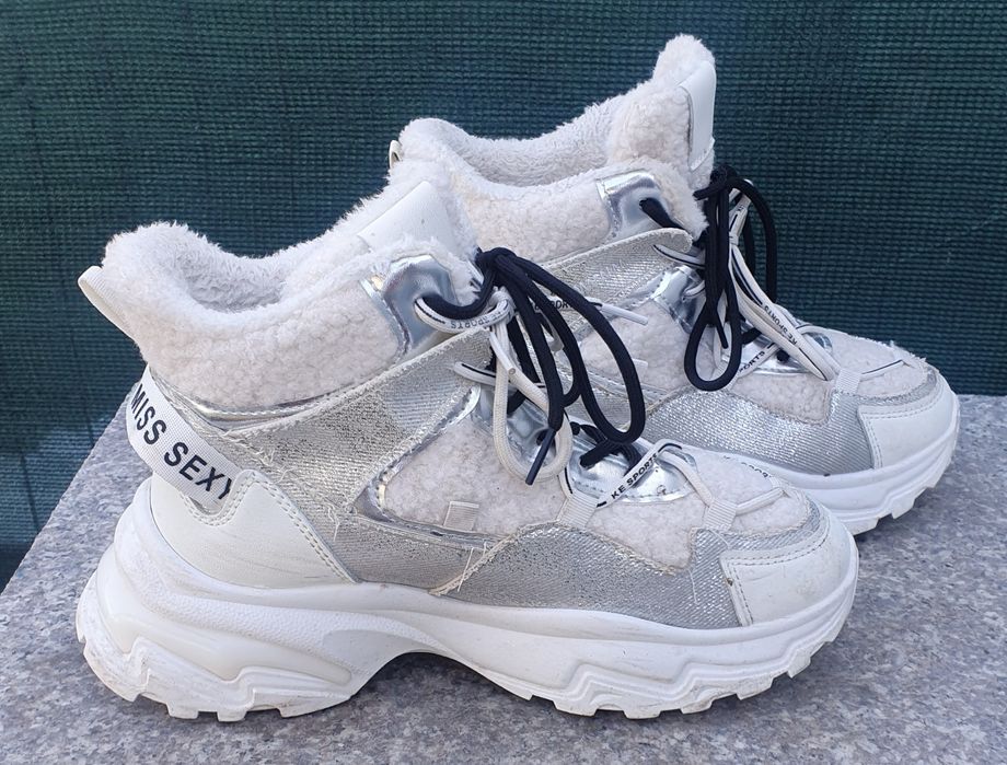 Ghete imblanite nr.40